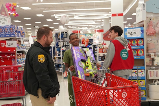 Tampa Police Swap Uniforms for Elf Hats to Host Festive Shopping Spree for Local Teens