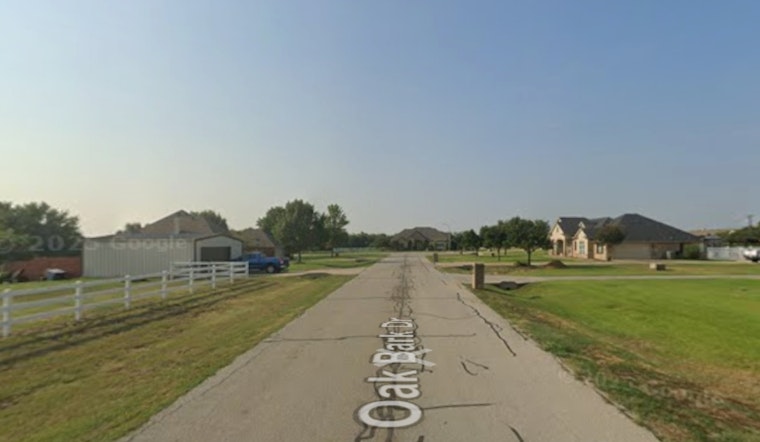 Tarrant County Sheriff's Deputies Shoot Man in Haslet Domestic Disturbance, Texas Rangers to Investigate