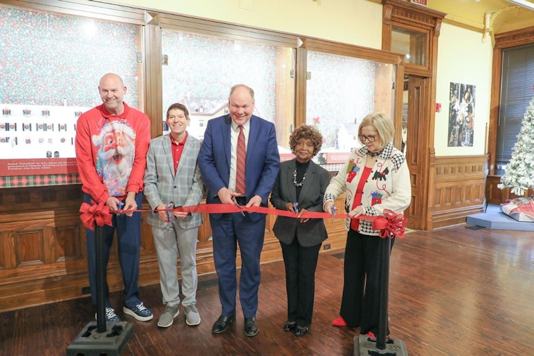 "The White House Comes to the Courthouse" Exhibit Opens in Denton, Featuring Presidential Home Replicas