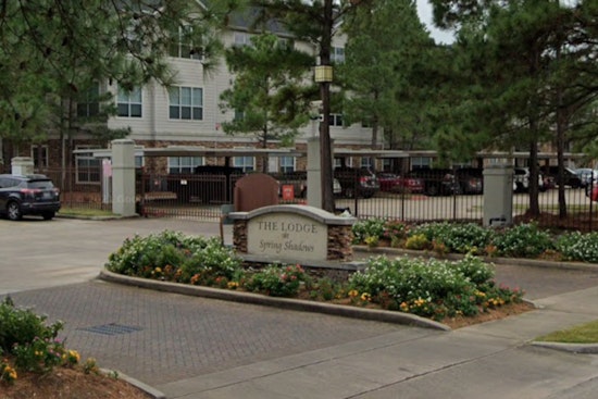 TPG and Angelo Gordon Acquire 432-Unit Spring Shadows Complex in Houston
