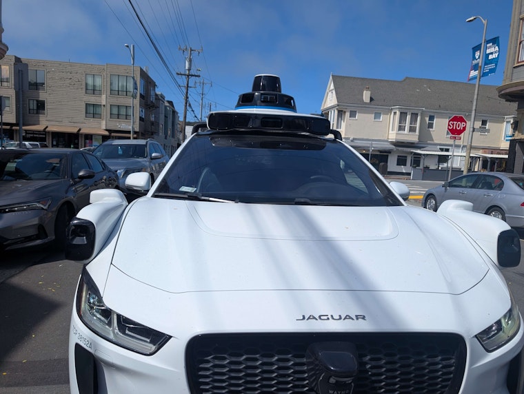 Trauma Surgeon Says Waymo Data Proves Robotaxis Save Lives—Despite Dead Pets and School Bus Violations