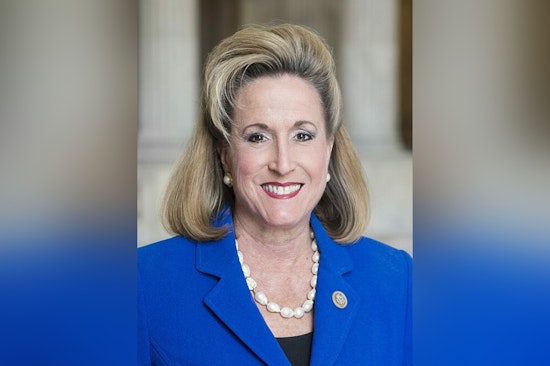 Trump Administration Advances Proxy Advisory Reform with Backing from Financial Regulation Leaders in Congress