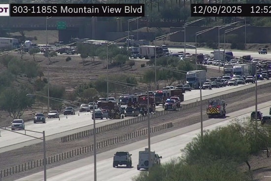 Two Fatalities Reported in Multi-Vehicle Crash on Loop 303 in Surprise, Arizona