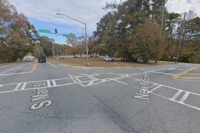 Two Pedestrians Injured, One Critically, After Being Struck by Van in Acworth, Cobb County Police Investigating