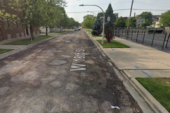 Unidentified Man Fatally Shot in North Lawndale Alley, Chicago Police Seek Information