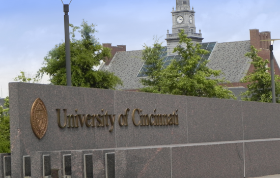 University of Cincinnati Medical Students Win National Award for AI Research in Thematic Analysis