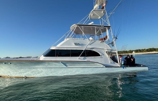 U.S. Coast Guard Heroically Rescues Seven from Sinking Boat Near Peanut Island