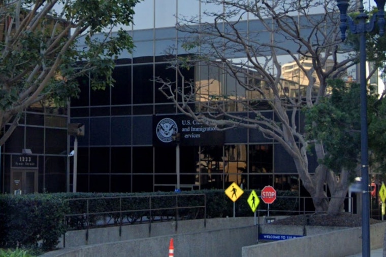 USCIS Stuns San Diego Immigrants, Pulls Plug on Citizenship Ceremonies Overnight