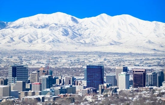 Utah's Population Growth Eases to 1.3% in 2025, Utah and Salt Lake Counties Lead Despite Slower Migration