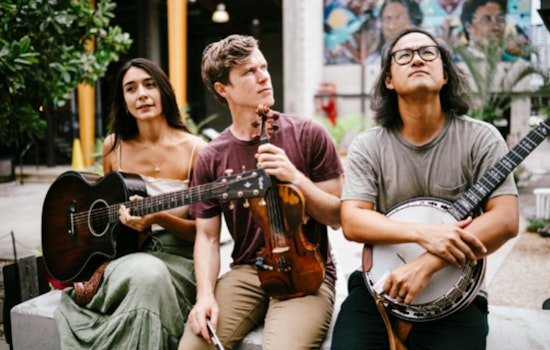 Waikiki Sidewalk Sensation Streetlight Cadence Brings 'Oxygen' Back To Maui