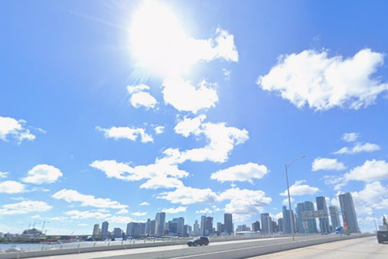 Sunny Miami skyline