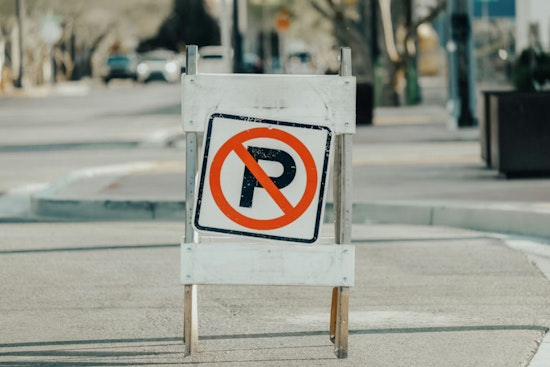 Washington D.C. Braces for Traffic Changes During National Kiss Under the Mistletoe Event
