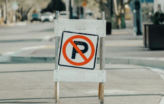 Washington D.C. Braces for Traffic Changes During National Kiss Under the Mistletoe Event