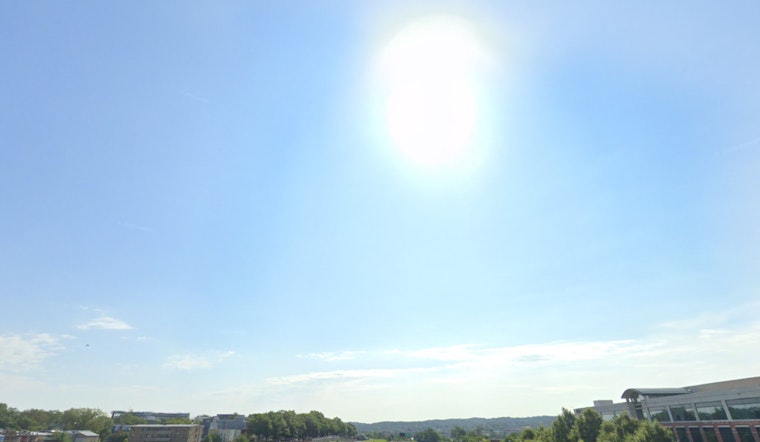 Washington D.C. Enjoys Sunny Skies with Chilly Winds, Mild Midweek Warmth Before Thursday Rain
