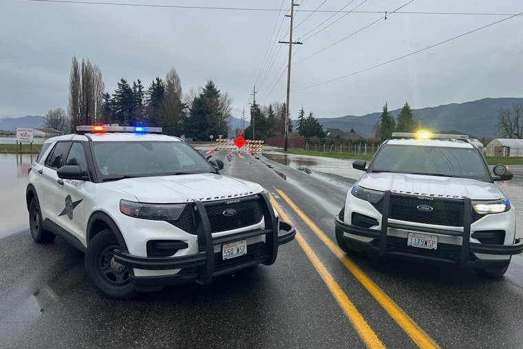 Wenatchee Driver Injured as Tree Pierces Windshield Amid Severe Weather Near Coles Corner