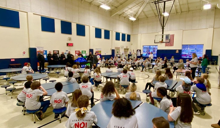 Wentzville PD Celebrates Lakeview Elementary Students Graduating from Anti-Substance Abuse Program