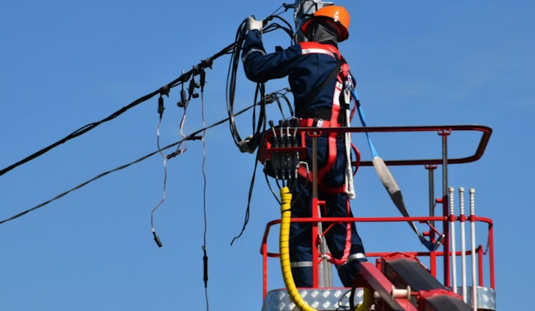 Whidbey Island Residents Cope with Extended Power Outages as Crews Battle Post-Storm Repairs