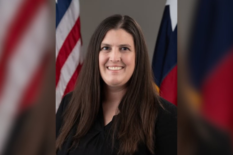 White Settlement Police Chief of Staff Megan Batchelder Graduates from Prestigious Municipal Finance Program