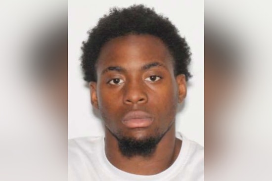 Winter Haven Police Issue Arrest Warrant for Suspect Diante Scarvers in Attempted First-Degree Murder Case