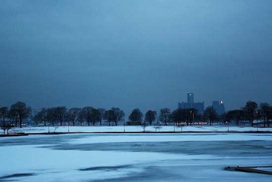 Winter Weather Advisory Strikes Southeast Michigan: Schools Close, Roads Treacherous Amid Snowfall