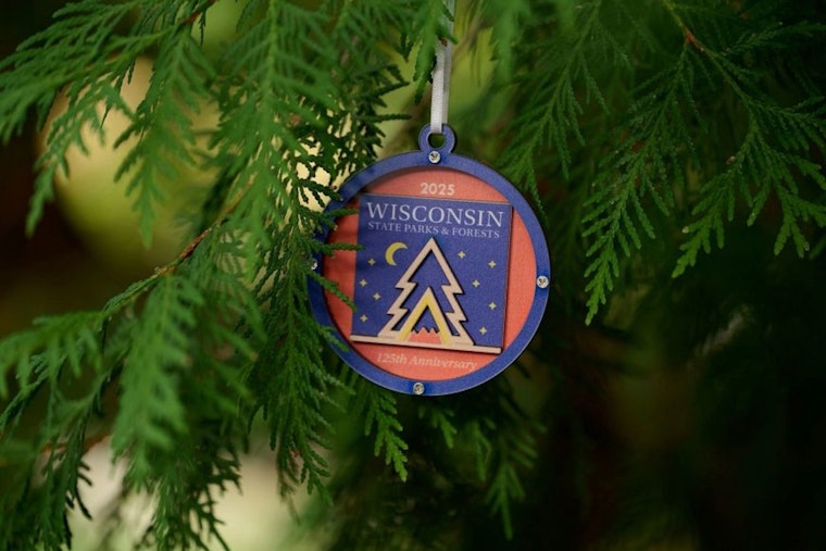 Wisconsin DNR Launches Cyber Week Special with Deals on Outdoor-Themed Gifts, Supporting Conservation Efforts