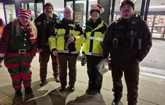 Wright County Sheriff’s Reserve Deputies Partner with Salvation Army to Ring in the Charitable Season in Monticello