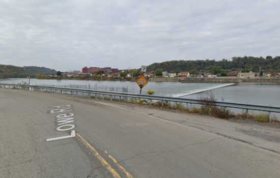 Hydraulic Fluid Leak from Steel Mill Spills into Allegheny River in Lower Burrell