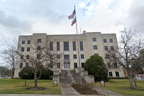 Angleton on High Alert, Brazoria County Courthouse Evacuated After Bomb Threat