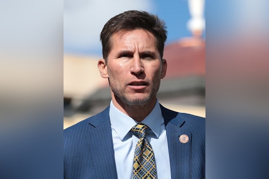 Arizona House Commerce Committee Unanimously Passes HB2683 Mandating Businesses to Accept Cash Payments