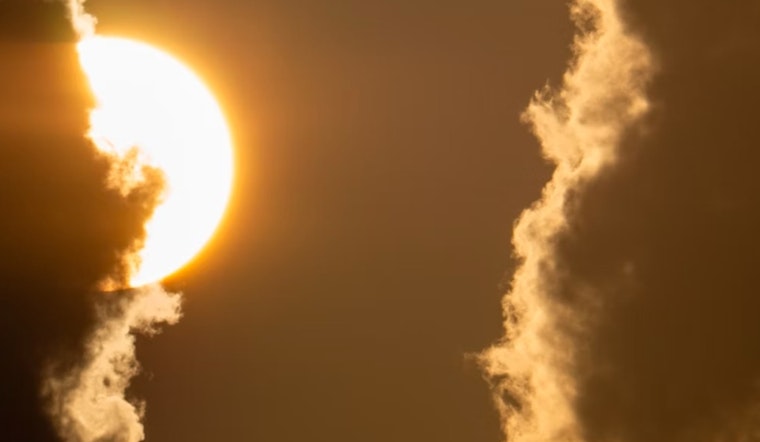 Atlanta Faces Week of Erratic Weather with Sunny Skies Showers and Thunderstorms