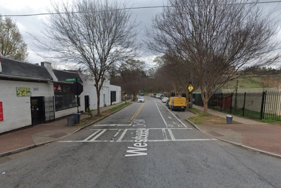 Atlanta Police Investigate Daytime Stabbing on Westview Drive SW, Suspect at Large