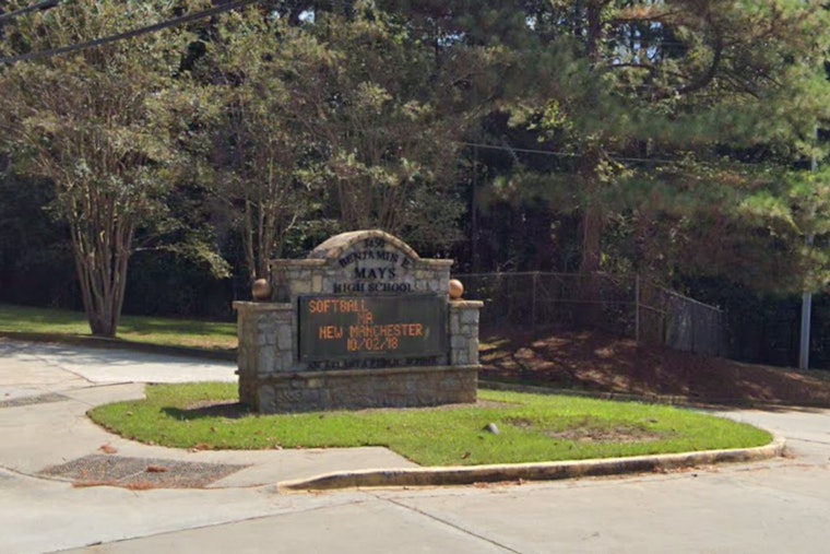 Atlanta Schools Lift Lockdown After Police Search for Suspect in Stolen Vehicle Case Near Mays High School