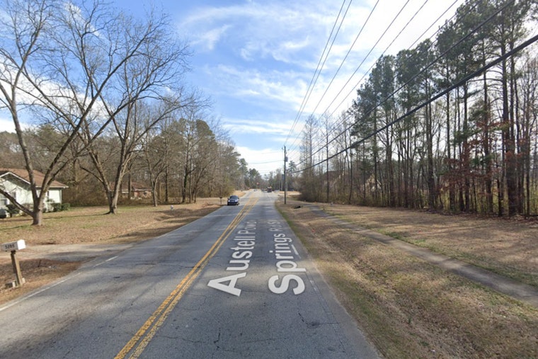 Austell Community Shaken by Shooting Incident on Austell Powder Springs Road, Investigation Underway