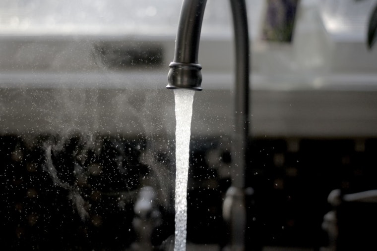 Bartow City Commissioners Face Pivotal Vote on Water Fluoridation Amidst Public Debate
