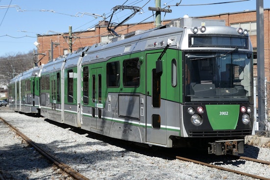 Boston Commuters Face Brief Disruption as Buses Replace Green Line Trains After Maintenance Vehicle Derailment