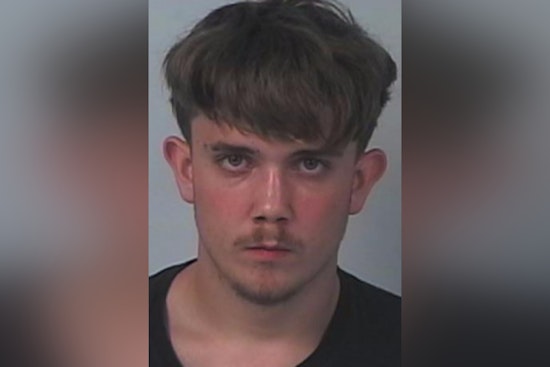 Brooksville Teen Charged with Possession of Machine Gun, Stolen Firearm, and Drugs After Fleeing Deputies