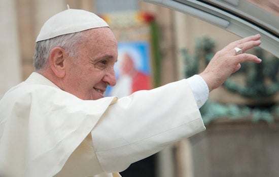 Chicago Faithful Gather in Prayer for Pope Francis Amidst Serious Health Crisis