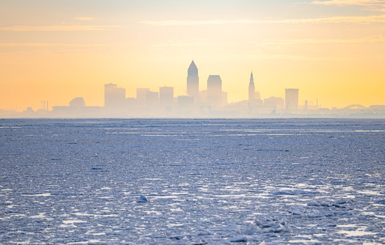 Cleveland Braces for Potent Cold Front and High Winds as NWS Issues Advisory