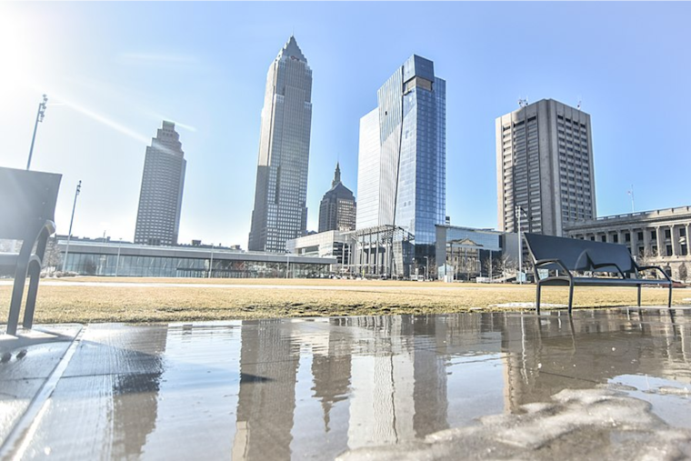 Cleveland Braces for Weather Whiplash: Sunny Skies to Shift to Mixed Showers and Potential Freezing Rain