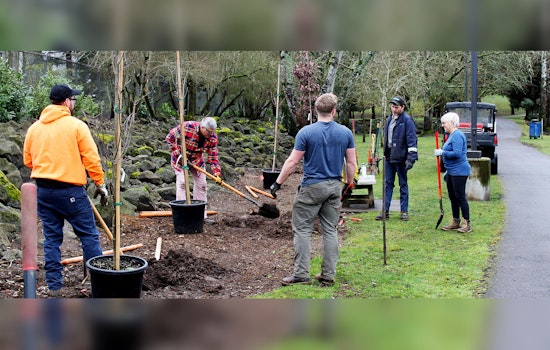Community Unites to Plant Trees and Restore Kellogg Creek Park Alongside Willamette River
