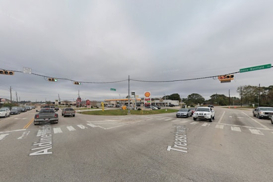Construction Worker Rescued After Plunging into 20-Foot Trench in North Harris County