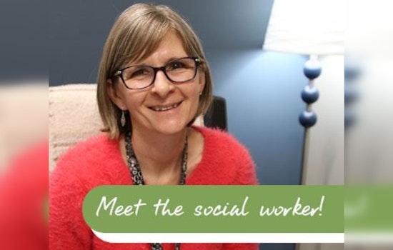 Coon Rapids Police Department Offers Beacon of Hope with In-House Social Worker's Monthly Community Aid Sessions