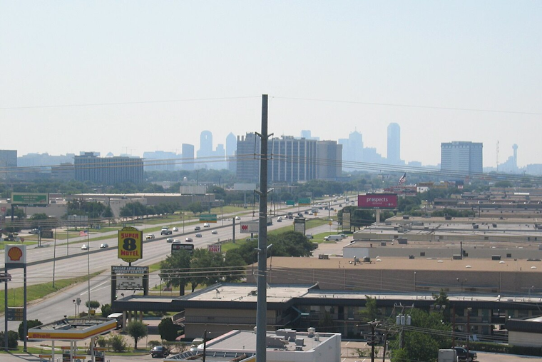 Dallas Braces for Weather Whiplash: Foggy Morning to Give Way to Gusts and Chilly Weekend, NWS Reports