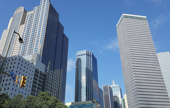Dallas to Enjoy Sunny Skies and Mild Temperatures, with Chance of Evening Showers