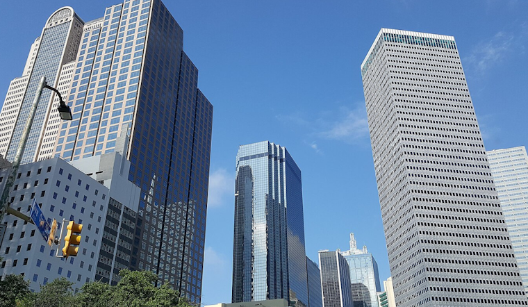 Dallas to Enjoy Sunny Skies and Mild Temperatures, with Chance of Evening Showers