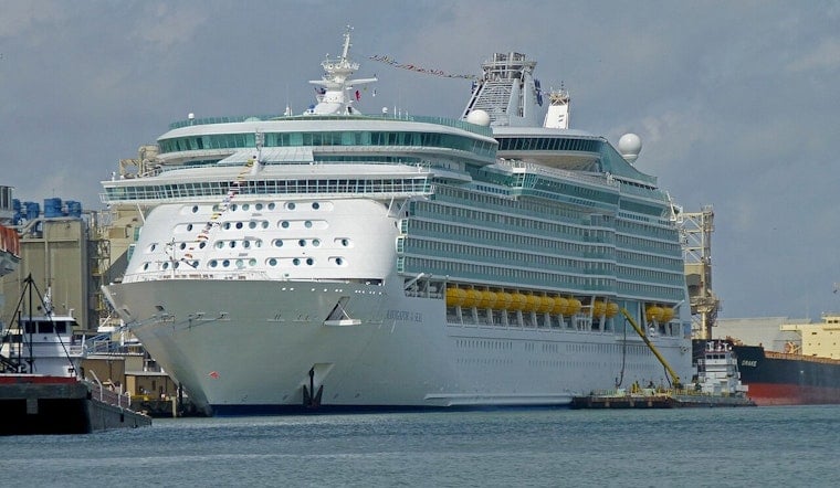 Deepwater Port Approved Off Texas Coast Set to Boost U.S. Oil Exports and Job Creation Despite Environmental Concerns