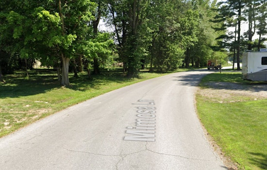 Early Morning Tragedy Strikes Indianapolis as Woman Perishes in Single-Vehicle Crash on Southeast Side