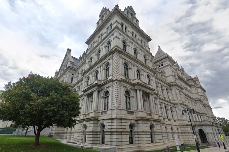 Ex-NYPD Officer Pleads Guilty to Criminally Negligent Homicide in DUI Case Leading to Husband's Death