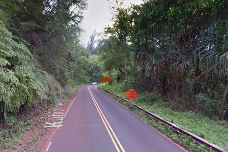 Extended Lane Closure and Traffic Delays Expected on Kūhiō Highway in Waikoko for Hill Stabilization Project