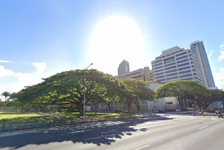 Fair Skies and Light Breezes Ahead for Honolulu, Slight Chance of Increased Showers Midweek